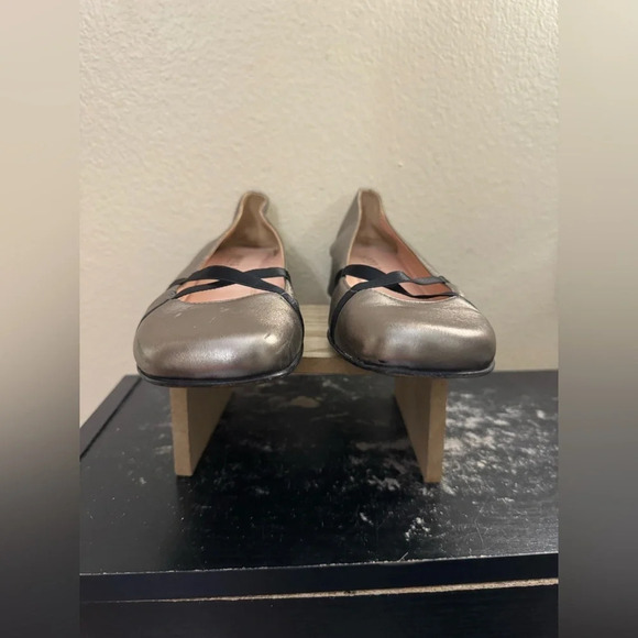 Anyi Lu Pewter Leather Criss Cross Straps Shoes EU 40 US 9-9.5 Mini Wedge - Picture 5 of 11